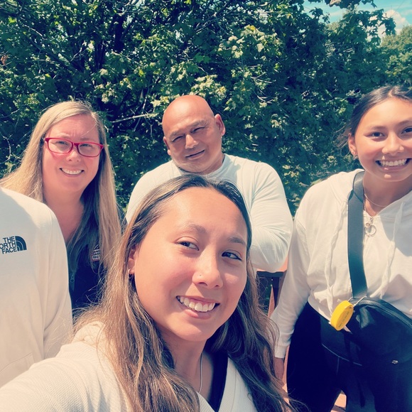 Meet your Posher, Amy - Picture 4 of 5